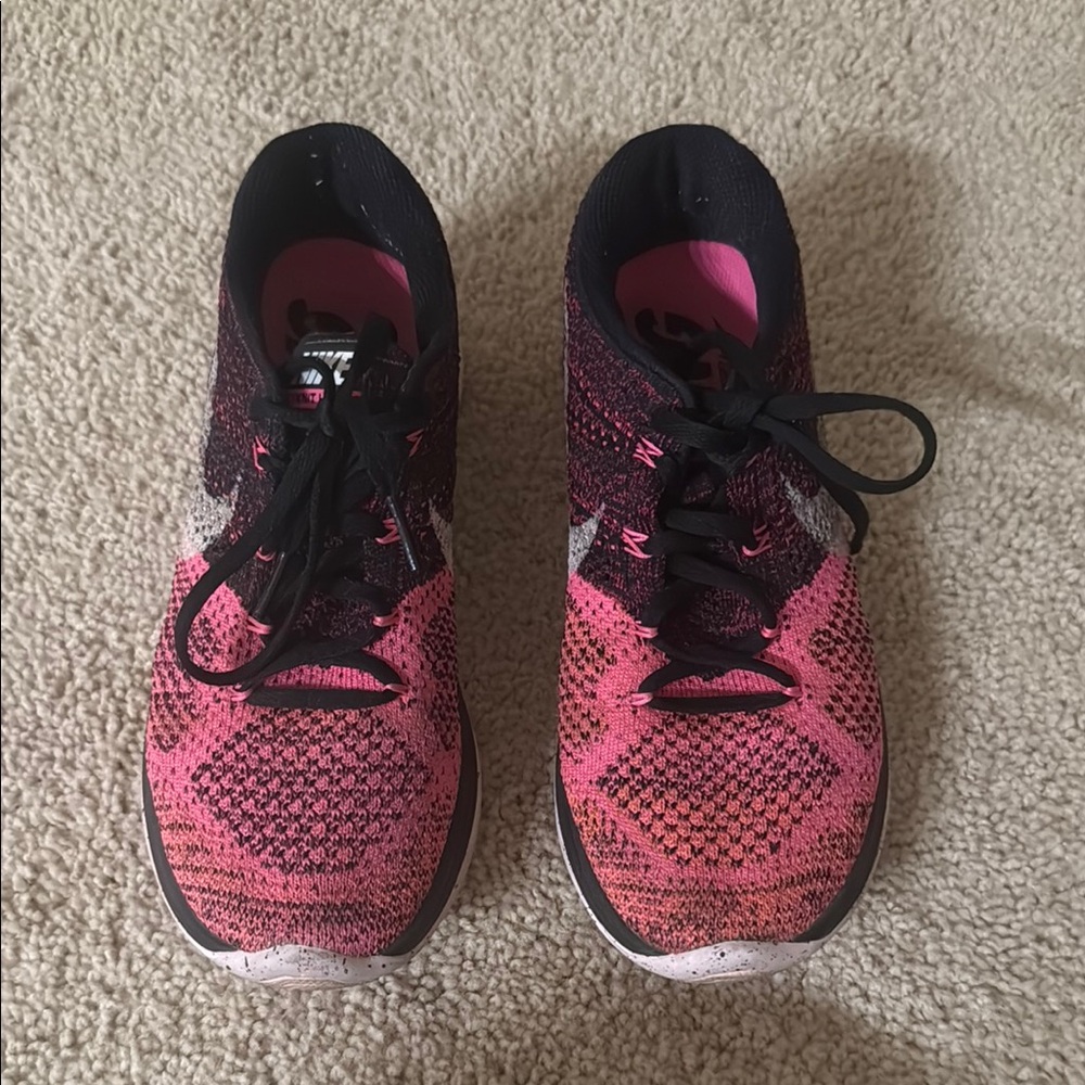 Nike Women's Pink and Black Athletic Shoes